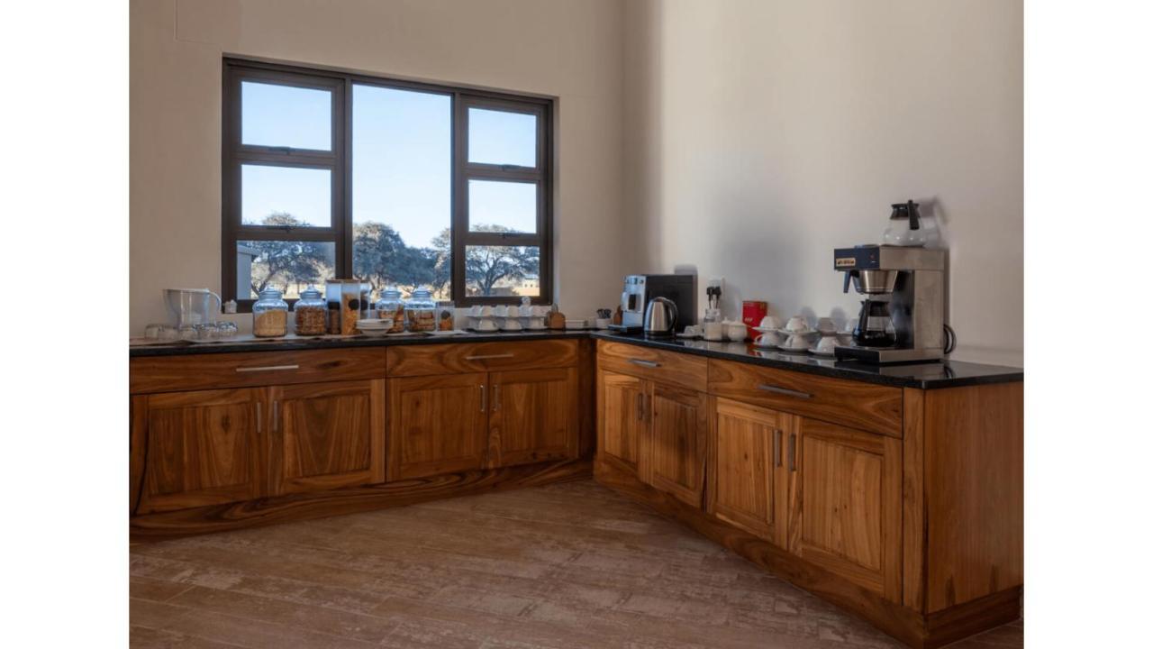 Sandune Game Lodge Gobabis Экстерьер фото