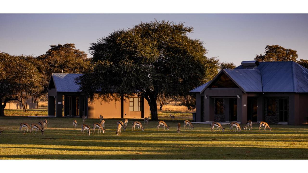 Sandune Game Lodge Gobabis Экстерьер фото