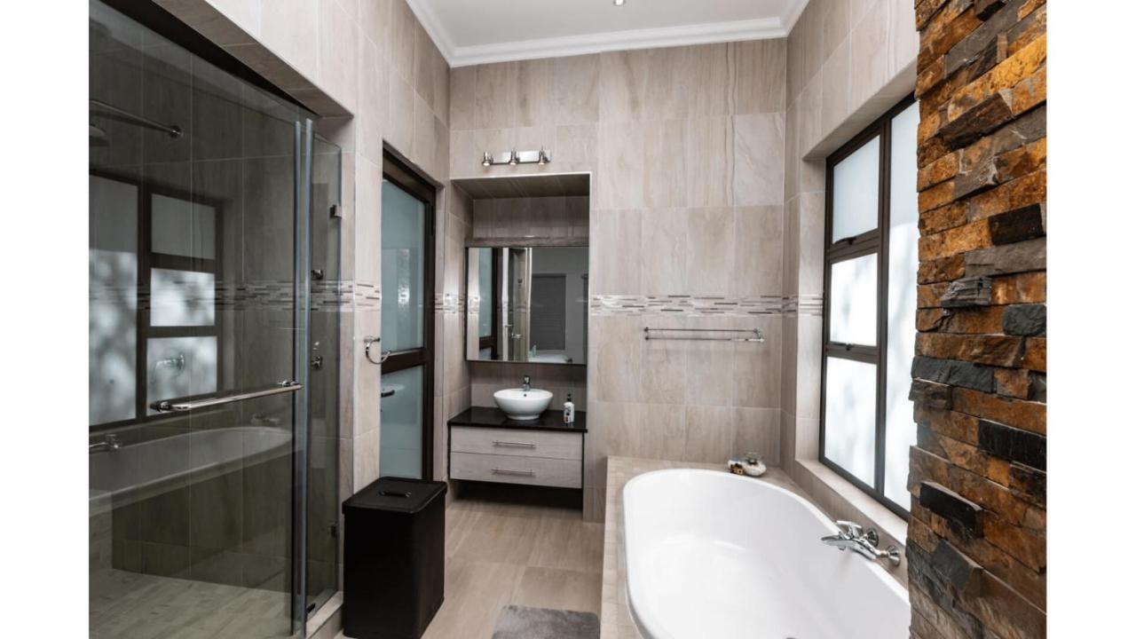 Sandune Game Lodge Gobabis Экстерьер фото
